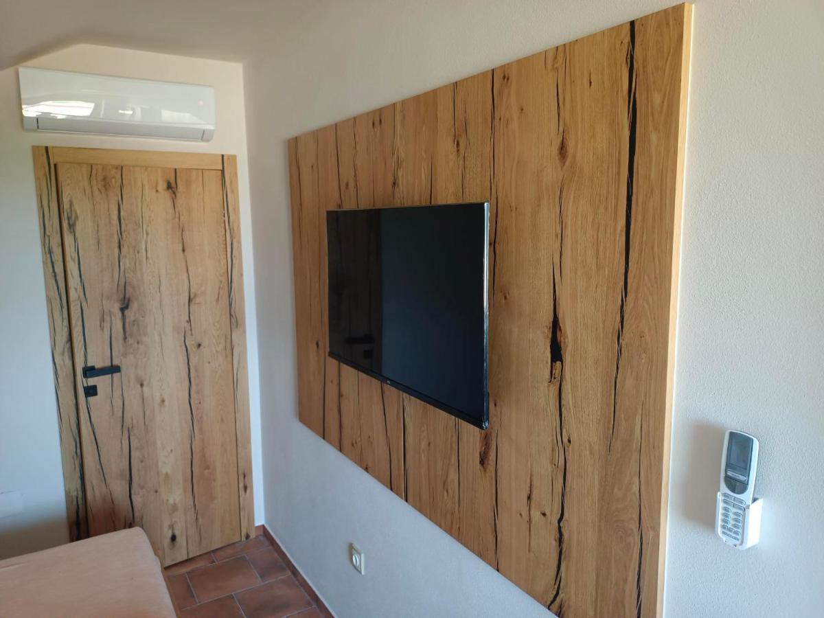 Sklep Vino Strycek Guest House Velke Bilovice ภายนอก รูปภาพ