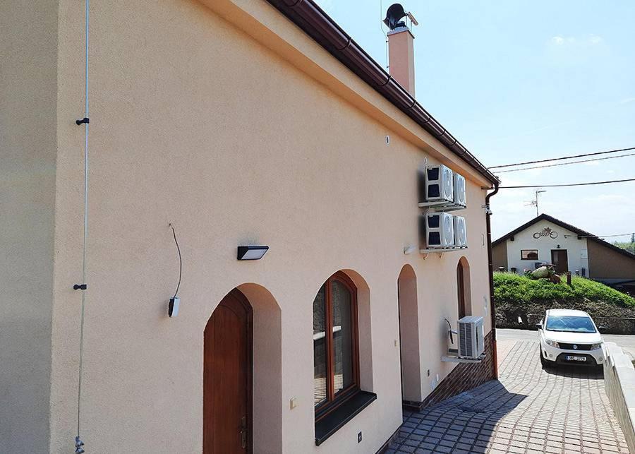 Sklep Vino Strycek Guest House Velke Bilovice ภายนอก รูปภาพ