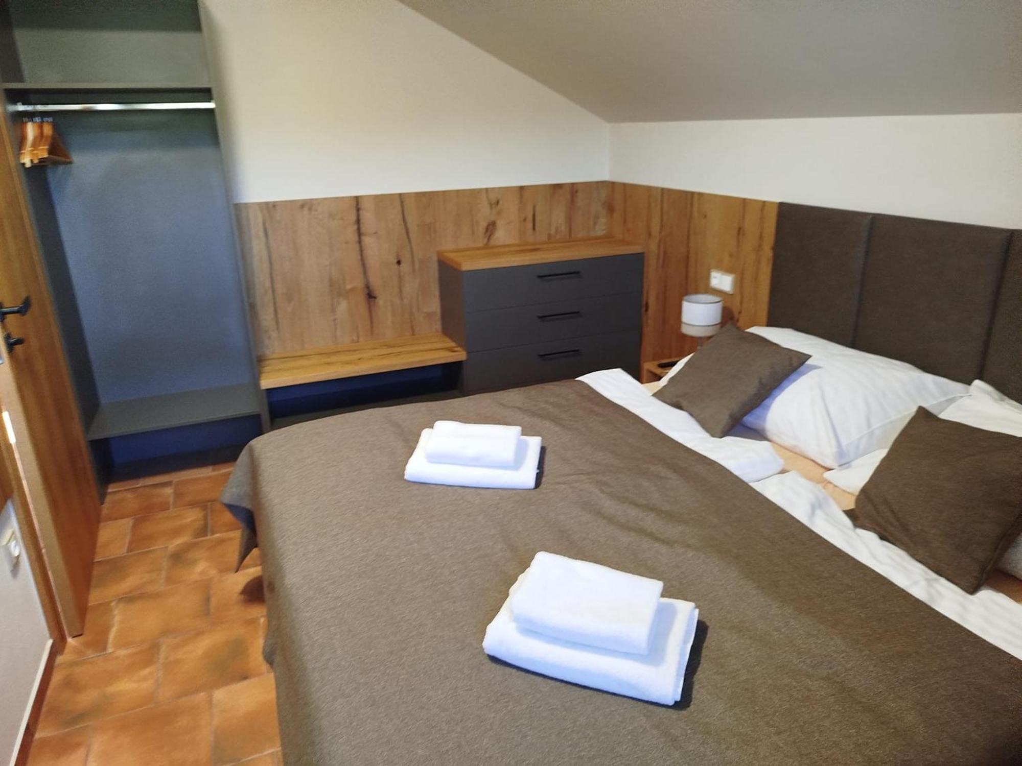 Sklep Vino Strycek Guest House Velke Bilovice ภายนอก รูปภาพ